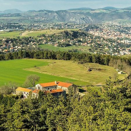 Domaine De Bauzit Bed & Breakfast Vals-pres-le-Puy Bagian luar foto