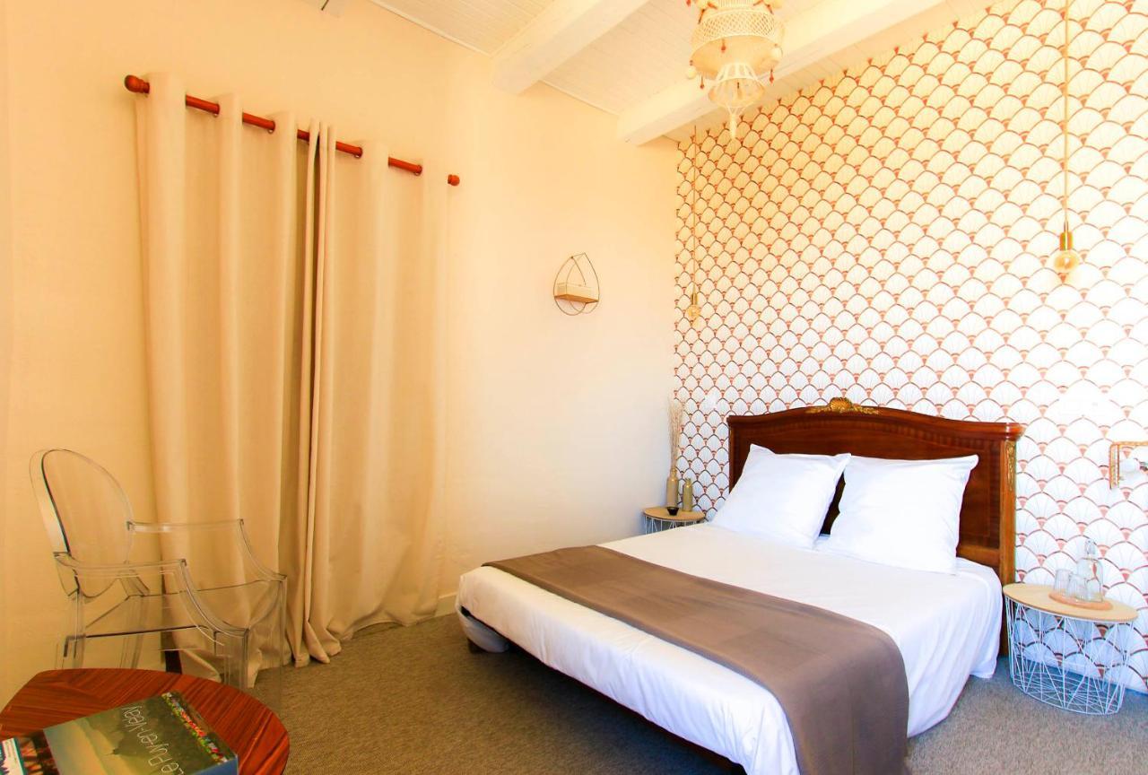 Domaine De Bauzit Bed & Breakfast Vals-pres-le-Puy Bagian luar foto