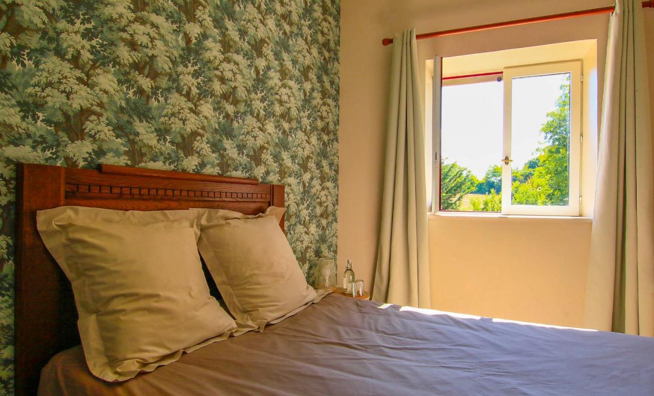 Domaine De Bauzit Bed & Breakfast Vals-pres-le-Puy Bagian luar foto